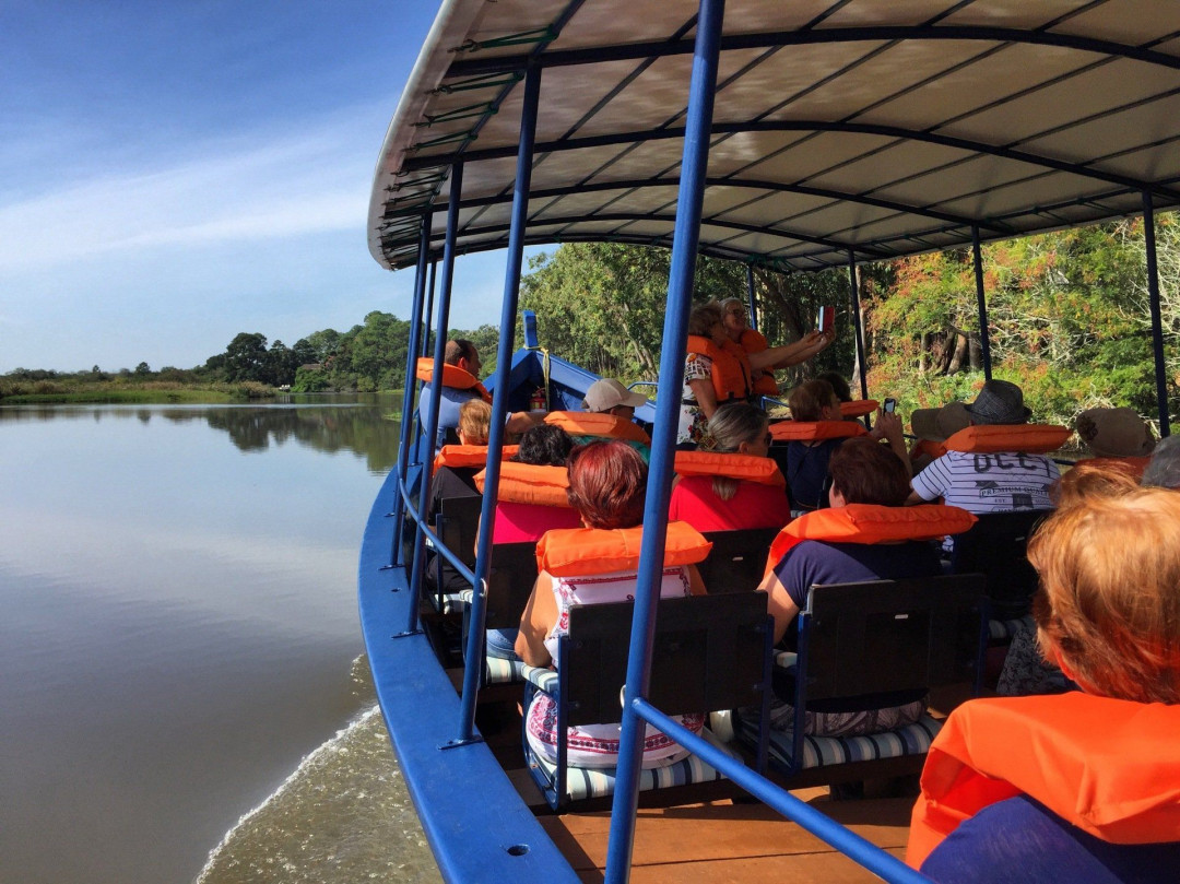 PASSEIO DE BARCO